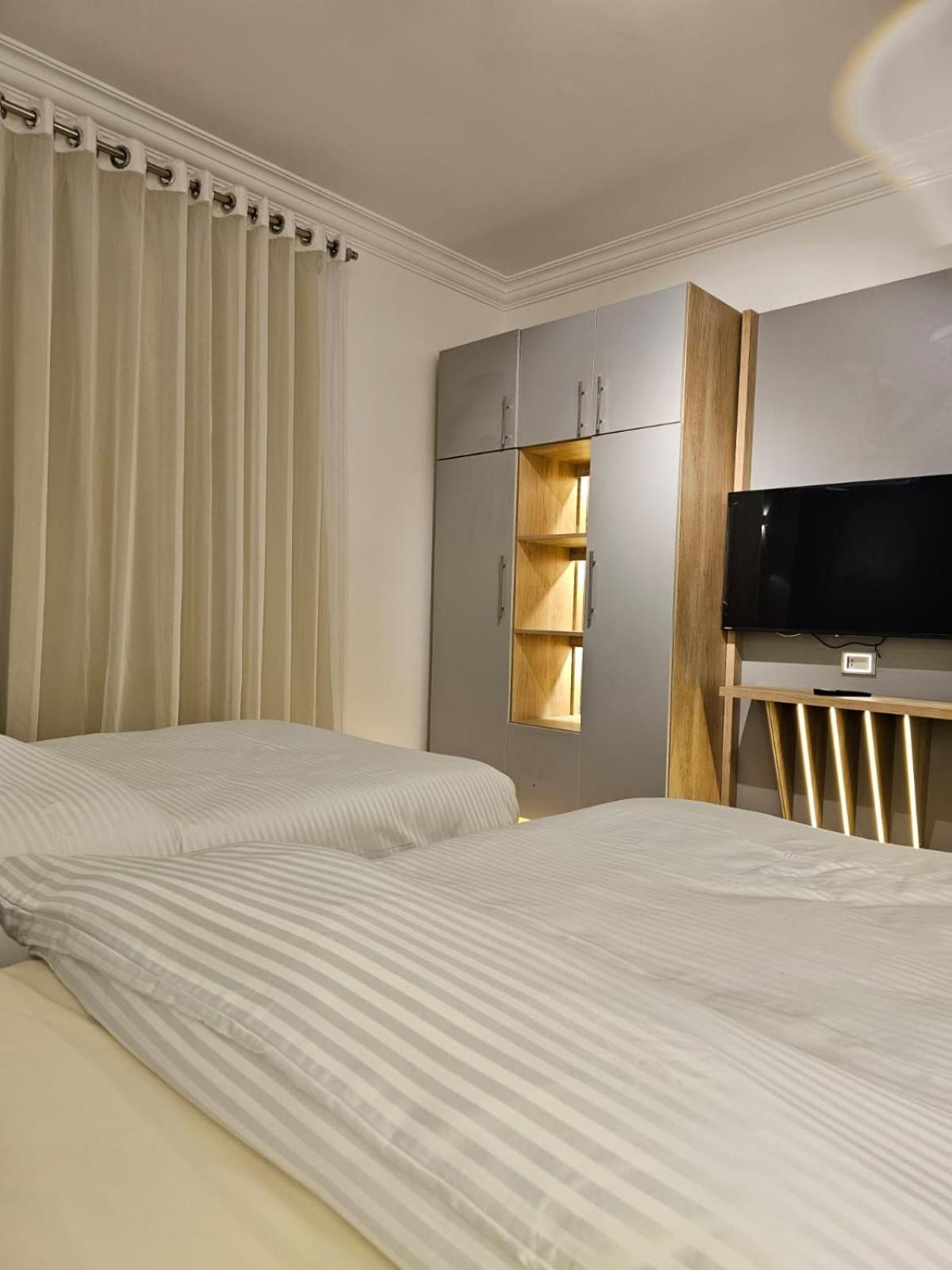 Sheraton Ocean 808 - Private Cairo